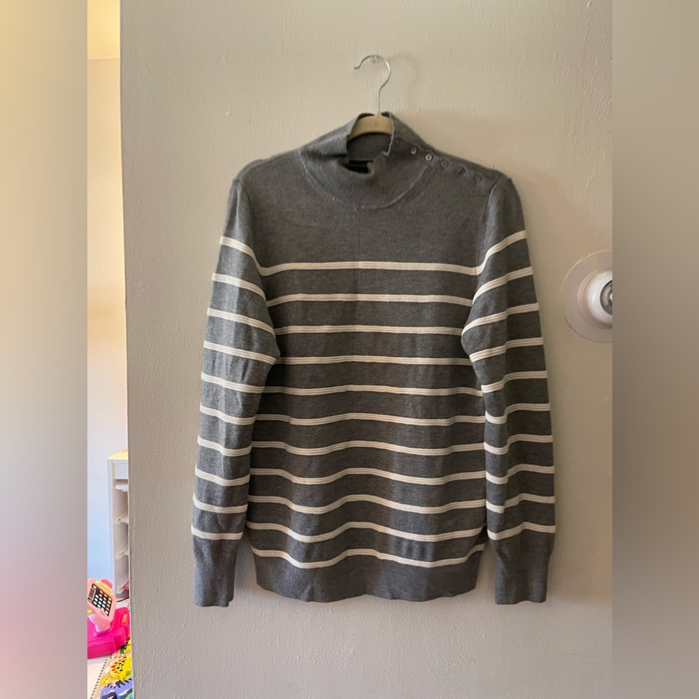 Banana republic stripped mock neck sweater
